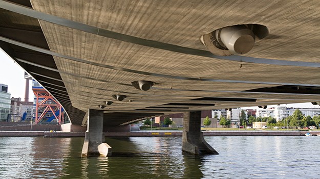 2014-07-27-under-the-bridge-003