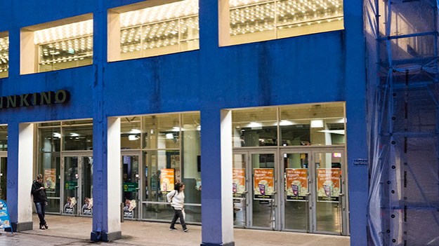 2014-08-26-movie-theatre-032