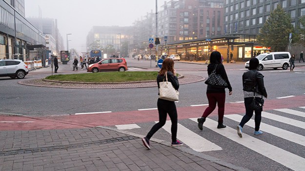 2014-09-11-women-in-black-019