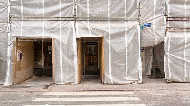 2014-09-12-three-entrances-009