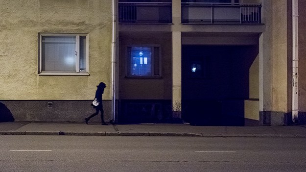 2014-12-10-walking-in-the-dark-030