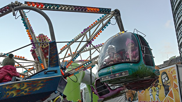 2014-12-17_carousel-013