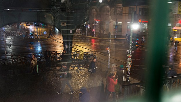 2014-12-22-crossing-in-Prenzlauer-Berg-080