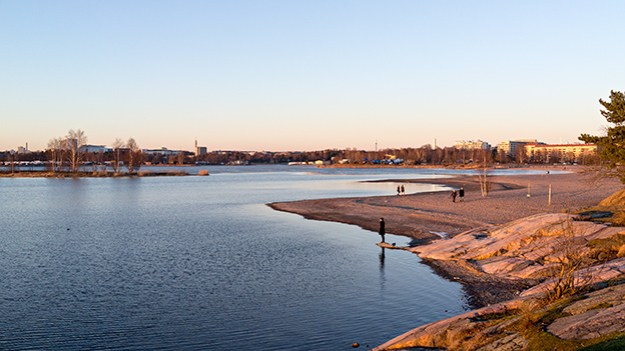 2015-03-15-hietaniemi-beach-in-the-evening-part-two-036