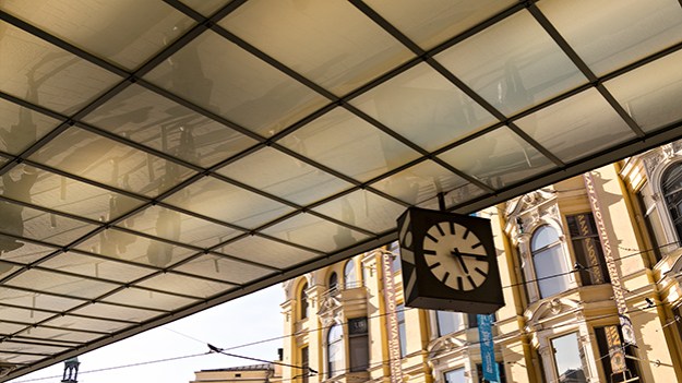 2015-04-11-quarter-past-five-028