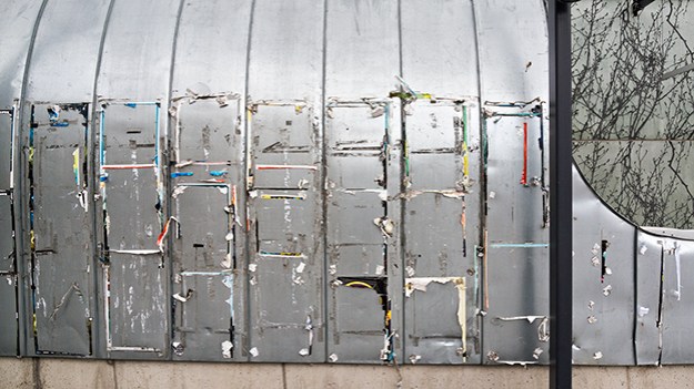 2015-04-15-wall-without-posters-007