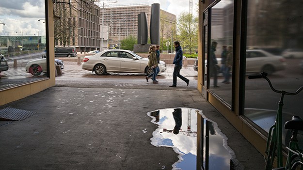 2015-05-14-reflection-on-the-puddle-032