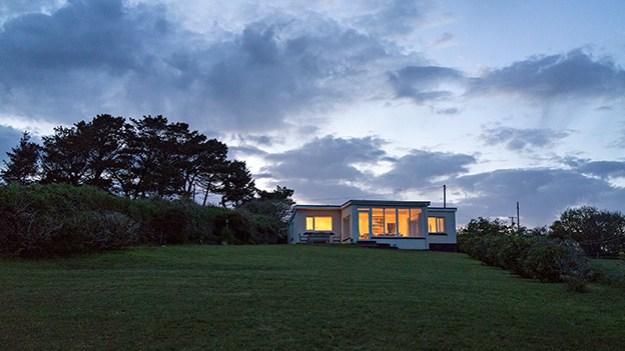 2015-05-20-house-in-the-evening-030