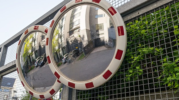 2015-06-03-traffic-mirrors-021