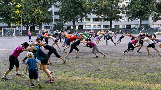 2015-08-17-outdoor-exercising-048