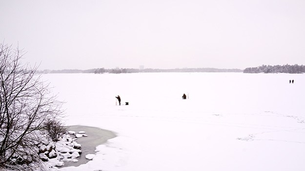 2016-02-03-ice-fishing-027