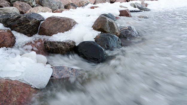 2016-03-23-stones-and-water-143