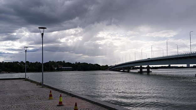 2016-07-18-clouds-over-lauttasaari-011