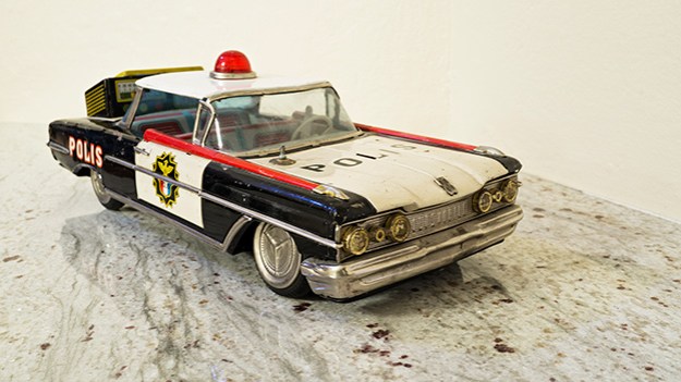 2016-08-03-retired-toy-car-020