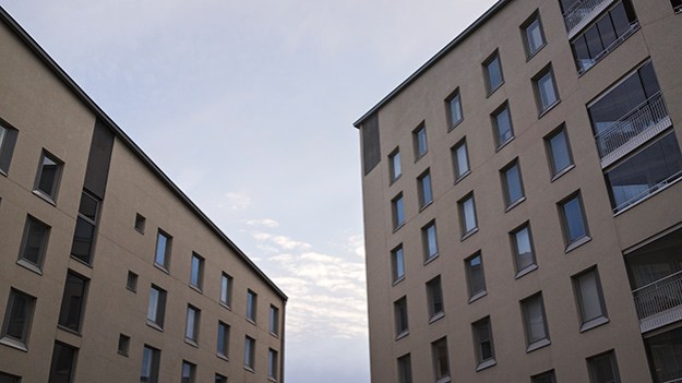 2016-08-09-apartment-buildings-016