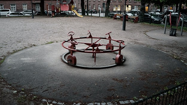 2016-08-17-playground-in-the-evening-part-three-016