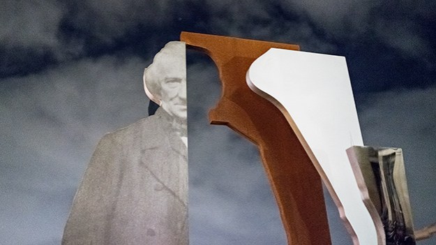 2016-11-07-statue-of-a-writer-017