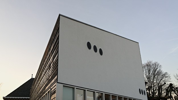 2016-12-16-ventilation-holes-017