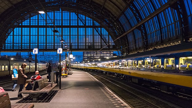 2016-12-23-at-the-station-029