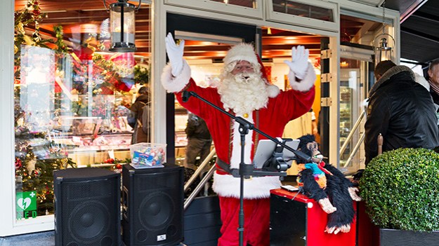 2016-12-24-santa-claus-011